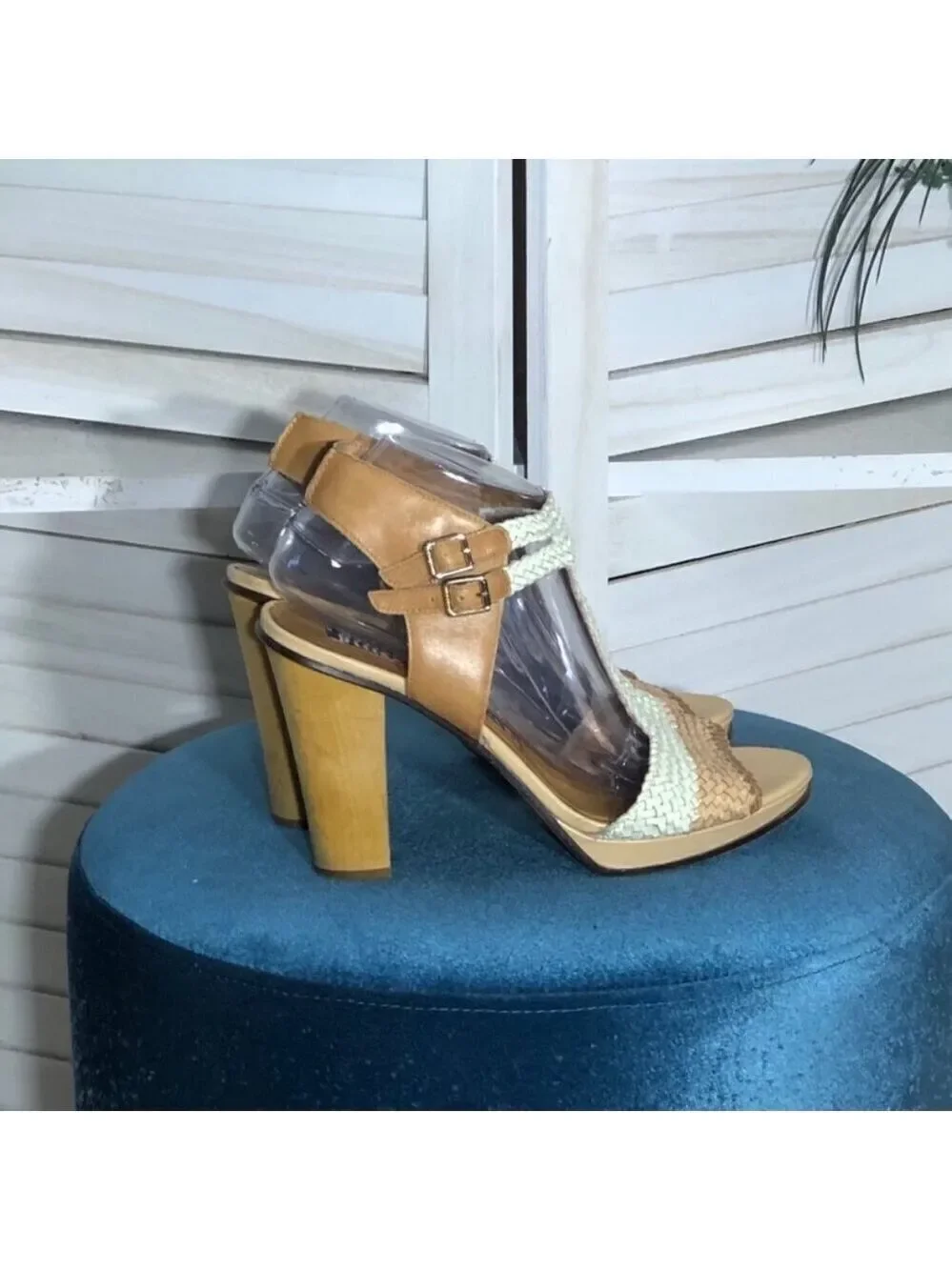 Juicy Couture step out